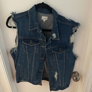 Short sleeve, jean jacket